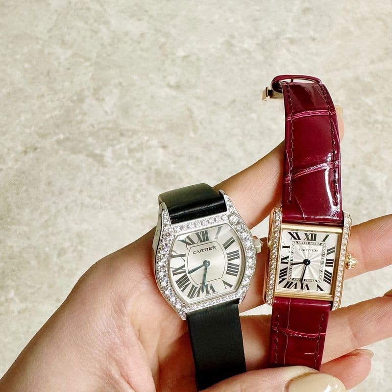 Top watch picks for women in their 30s! Reviews of Cartier Tank Solo, Santos-Dumont, and Tank Louis.