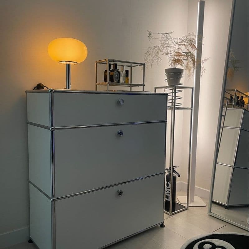 Black and white dreams: 7 years of crafting my sanctuary in Seongsu-dong.