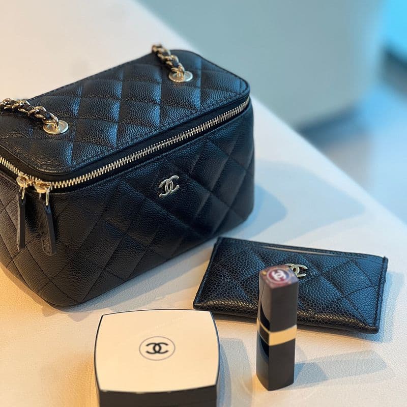 샤넬 클래식 똑딱이, 베니티로 알아보는 내장칩이 없는 샤넬, 포장부터 인보이스까지 정품 확인하는 방법