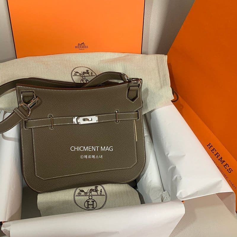 Hermès Jypsiere 28 in Etoupe: My Review