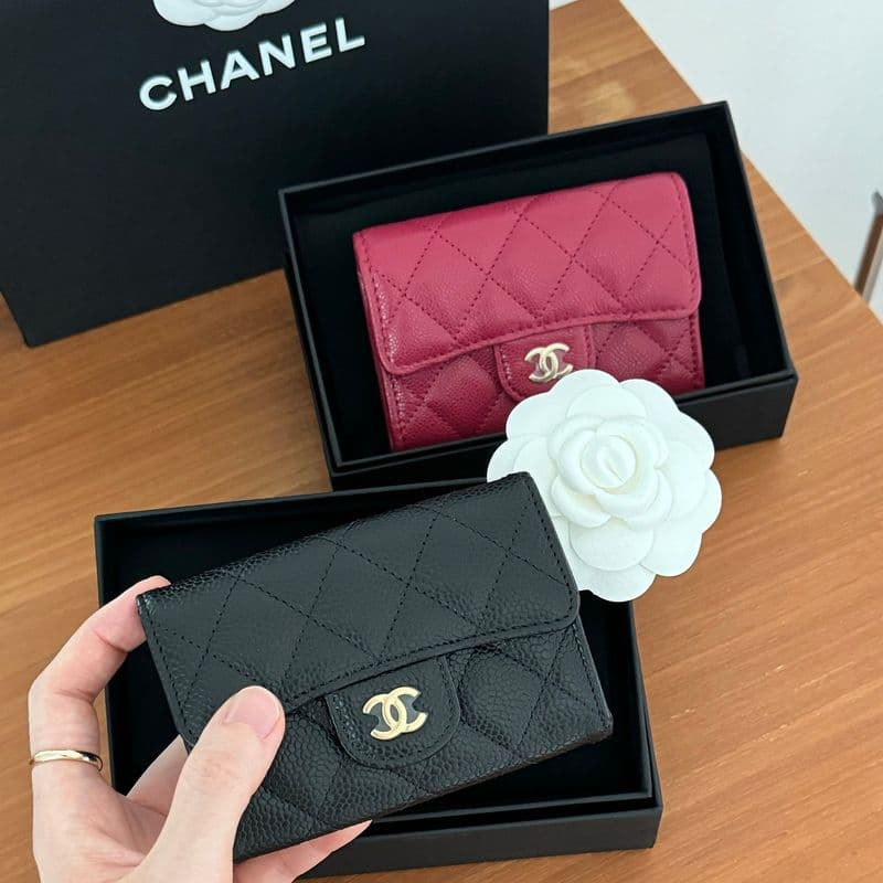 샤넬 클래식 똑딱이 블랙, 레드 비교