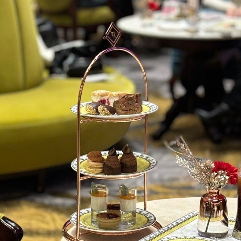 My experience with Christmas Afternoon Tea at the Imperial Palace Hotel.