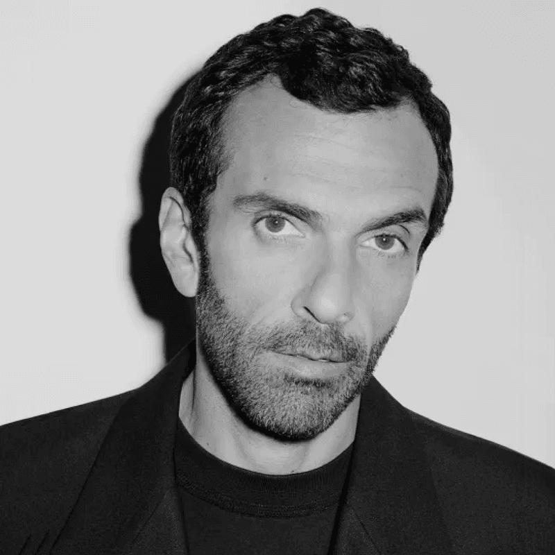 생 로랑의 새로운 CEO