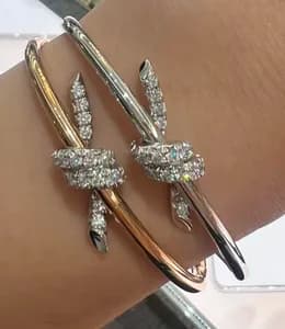 티파니(Tiffany&Co.) 노트 신상 후기|목걸이·팔찌·이어링 착용 리뷰