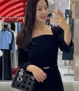 봄 하객룩/모임룩 추천|레이디 디올 백 & 샤넬 구두 코디 3가지
