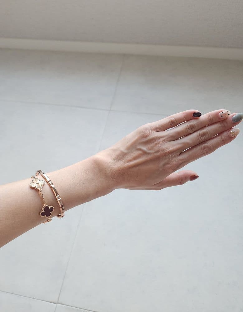 Van Cleef Kernel Guilloche 5 Motifs & Sweet Earrings