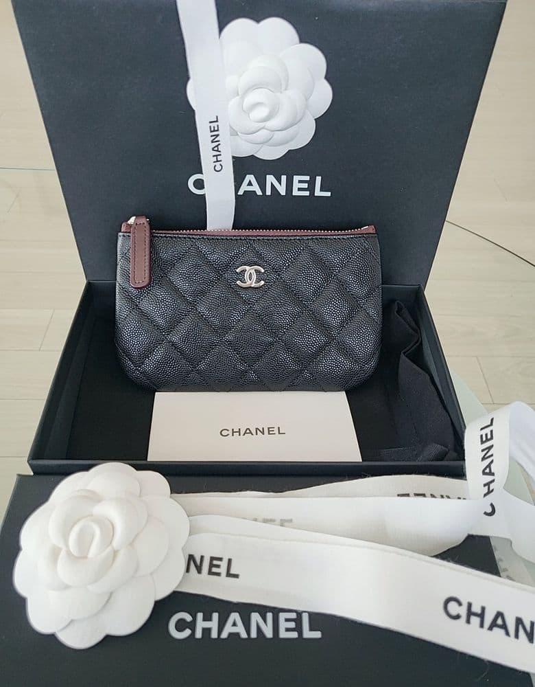 Chanel mini pouch
