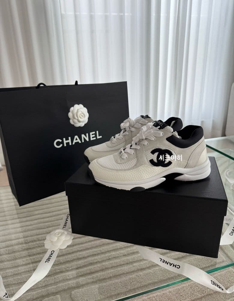 샤넬 테니스 스니커즈