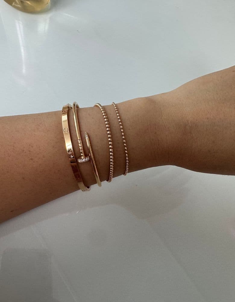 까르띠에 엥 끌루 팔찌 17 & 러브 팔찌 18