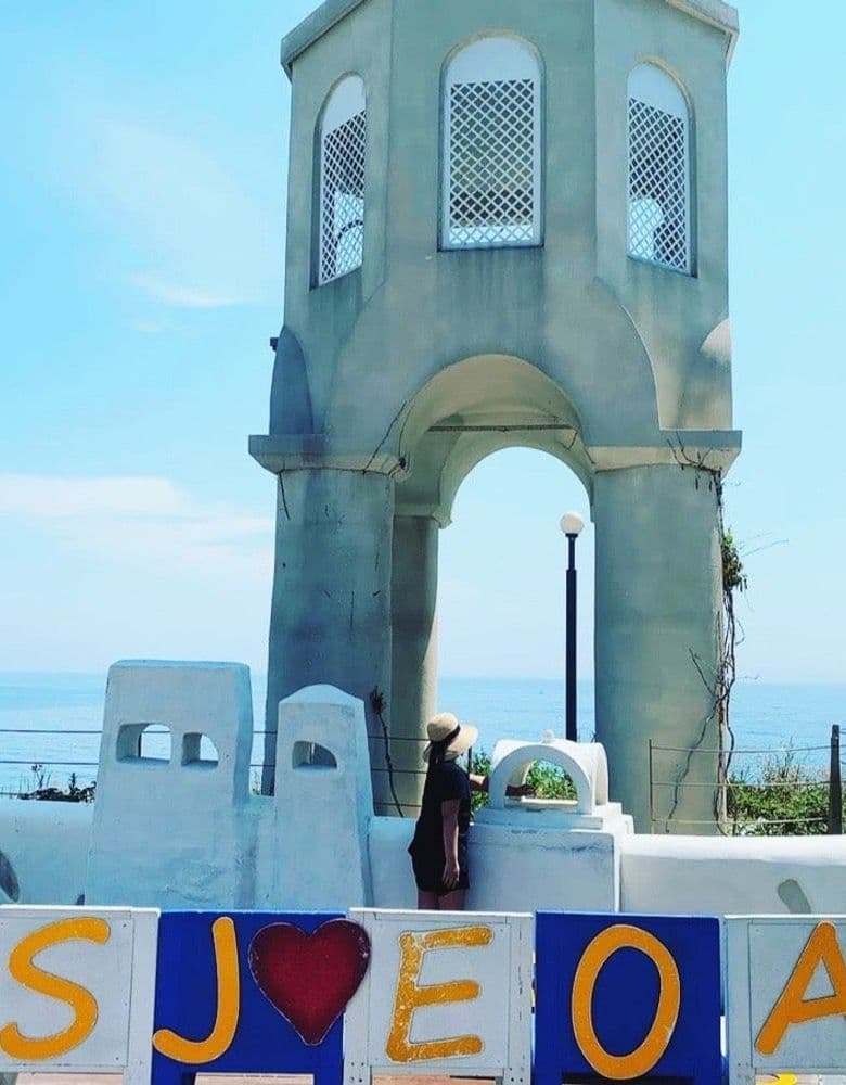 헬렌카민스키 뉴포트, 에타, 베사