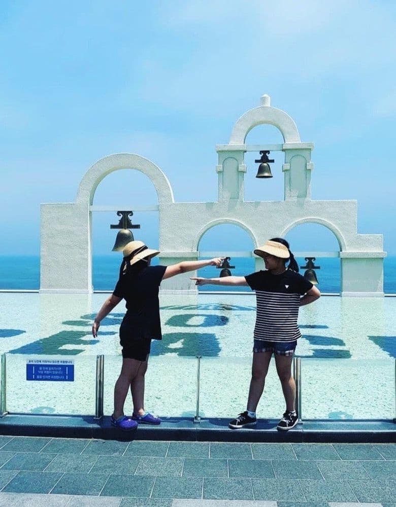 헬렌카민스키 뉴포트, 에타, 베사