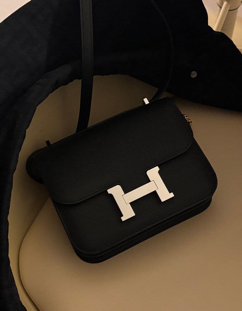 에르메스 콘스탄스 18 블은(블랙 은장) 리뷰