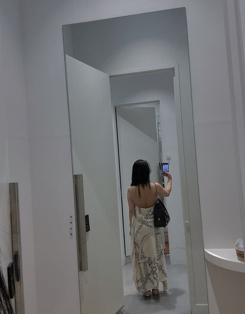 Chanel 2.5 bag outfit pic