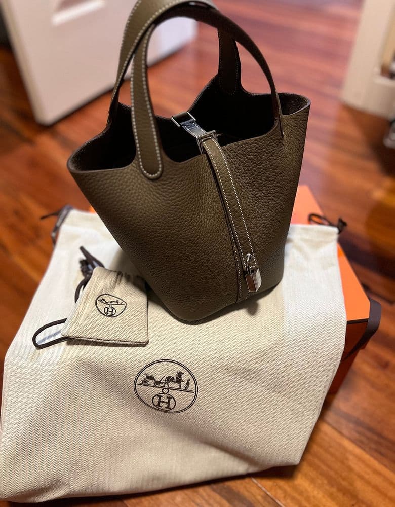 Walked right in and snagged an Hermes Picotin 18 in Etoupe with silver hardware!