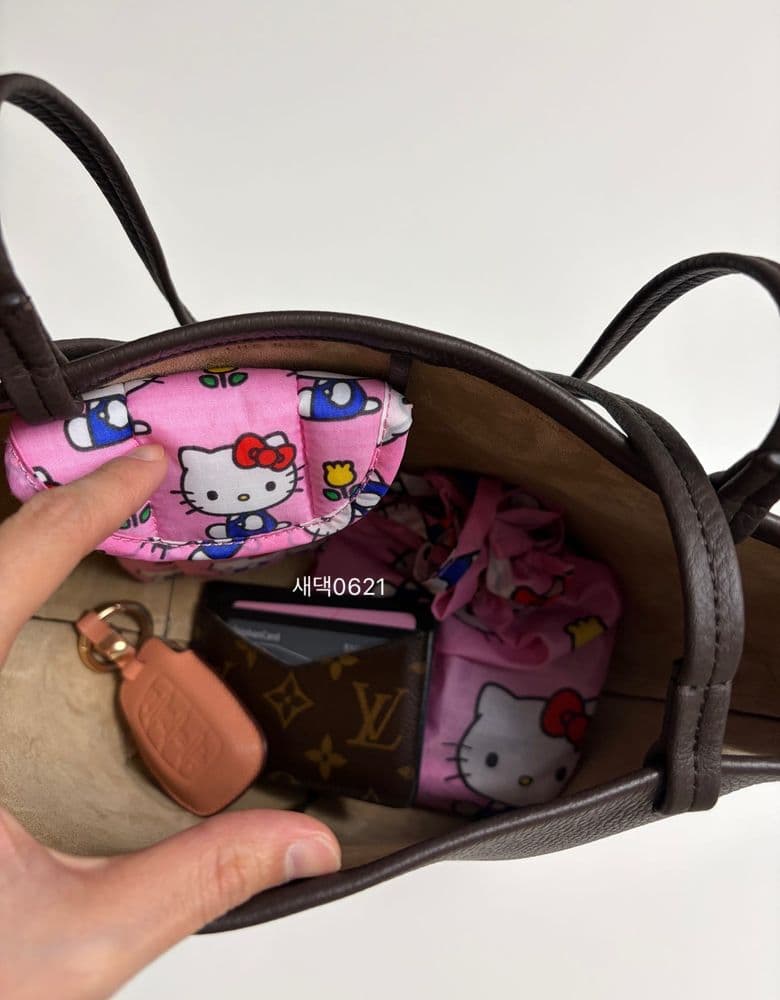 The Row Park Tote Medium