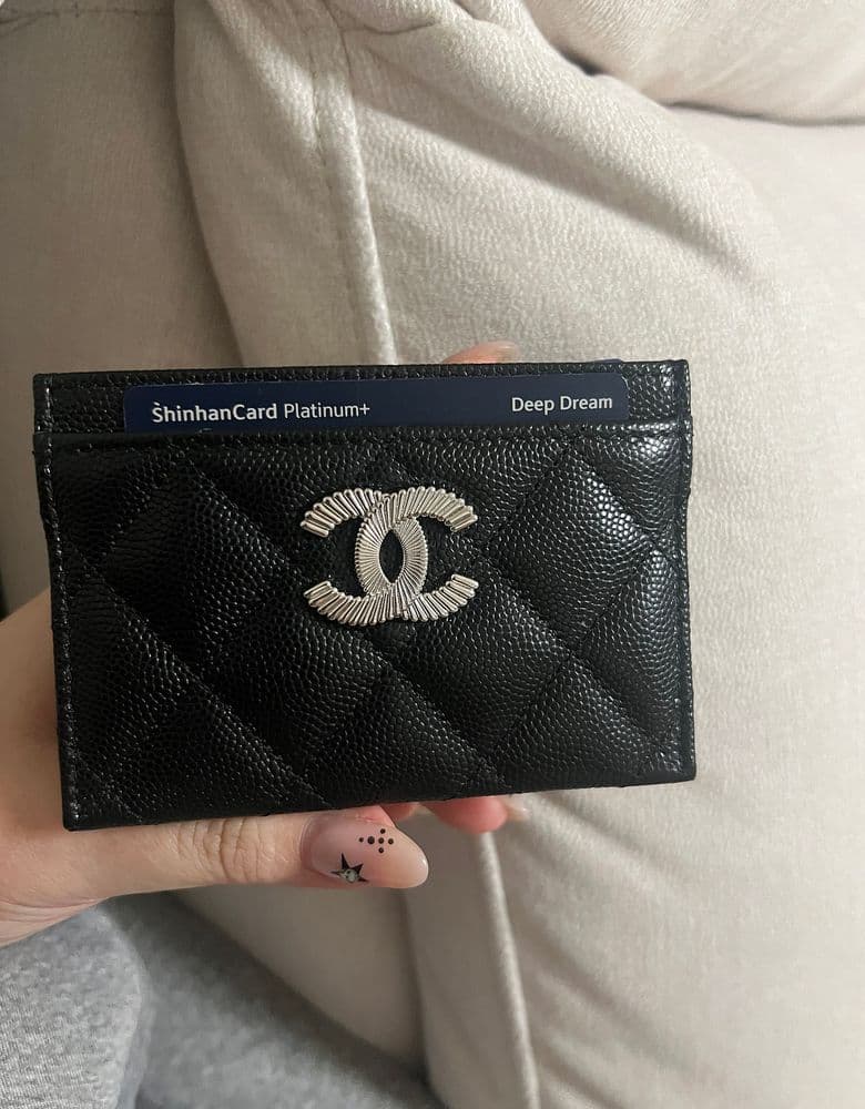 샤넬 시즌 카드슬롯