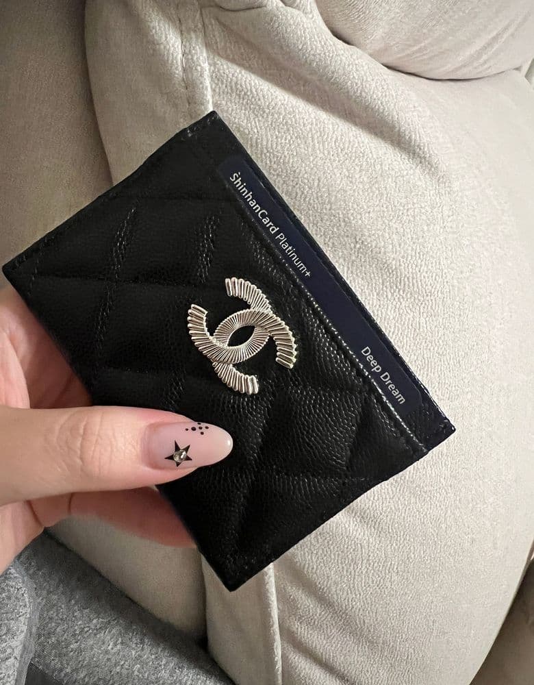 샤넬 시즌 카드슬롯