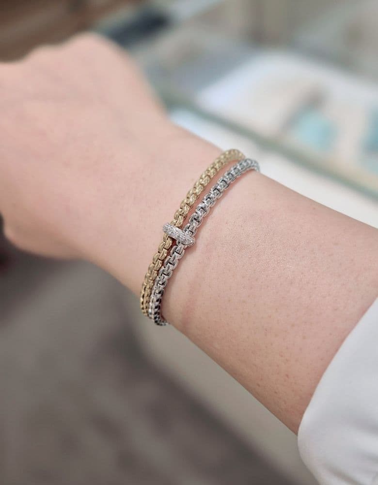 포페 에카 2줄 브레이슬릿 데려왔어요