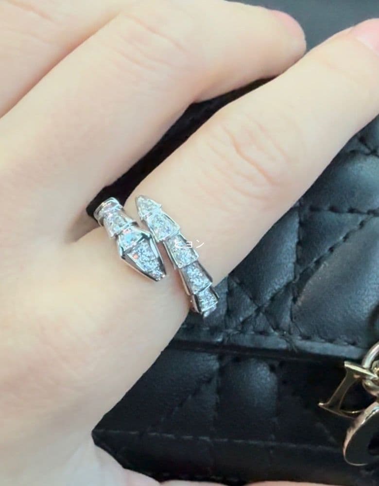 Bulgari Serpenti Seduttori ring in white gold