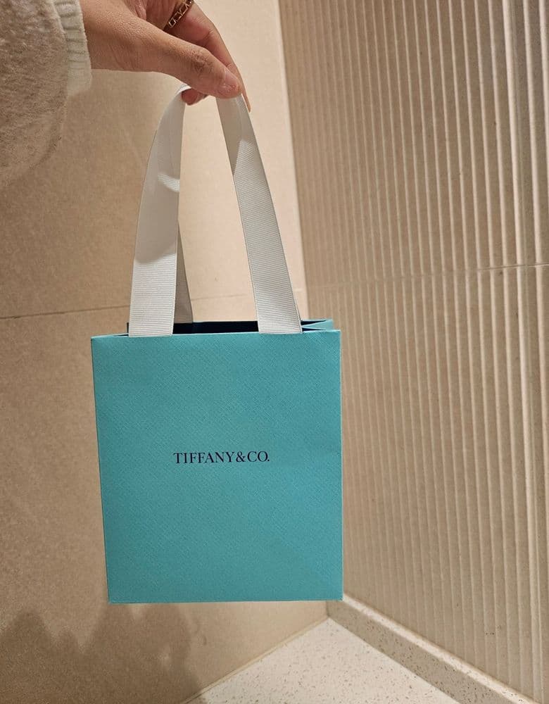 티파니 필로마 그래피티 러브링