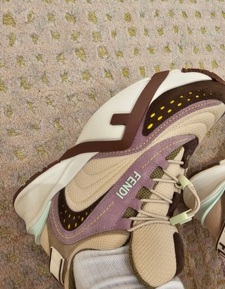 펜디 플로우 스니커즈