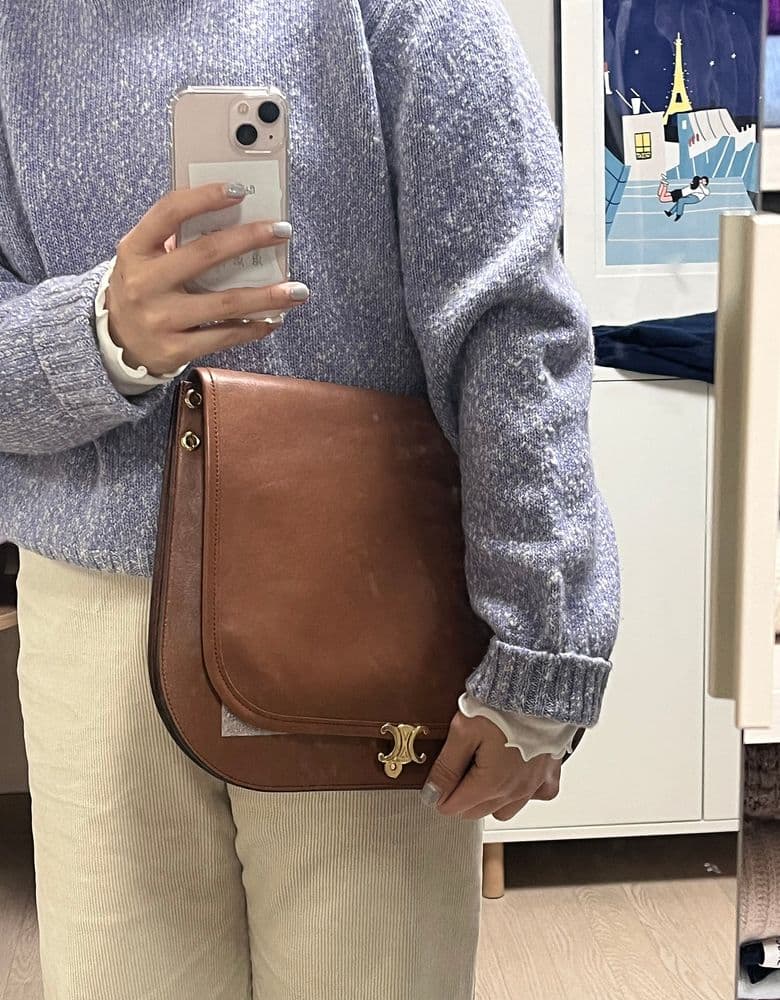 셀린느 소프트 트리옹프 서플 샤이니 램스킨