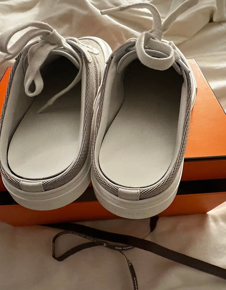 에르메스 실크, 스티커즈, 글로브홀더