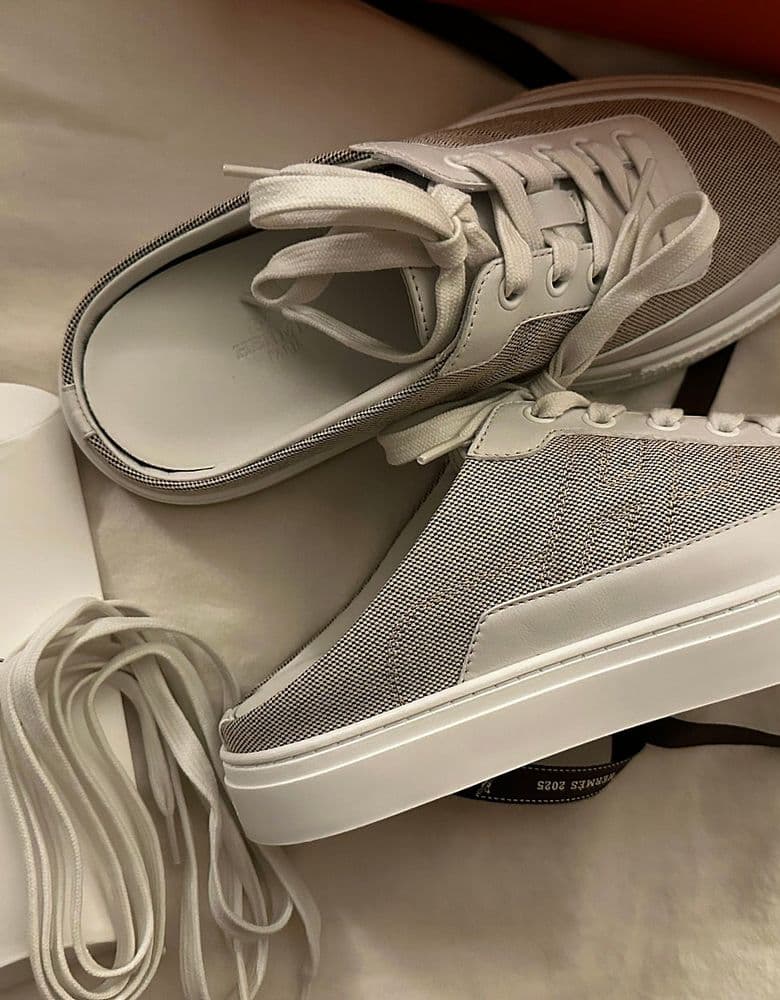 에르메스 실크, 스티커즈, 글로브홀더