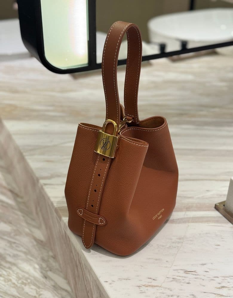 루이비통 로우키bb