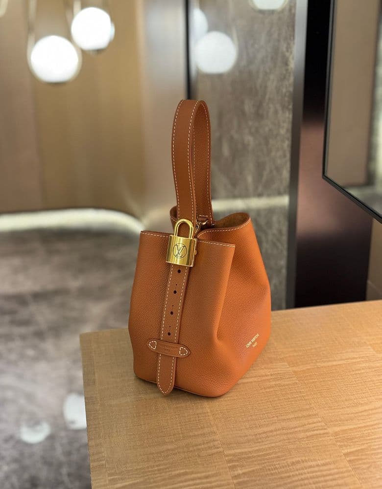 루이비통 로우키bb