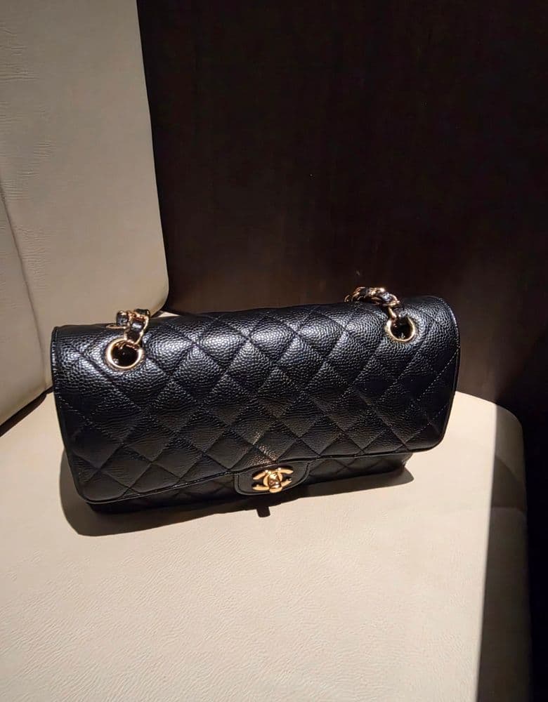 샤넬 클래식 미듐 금장