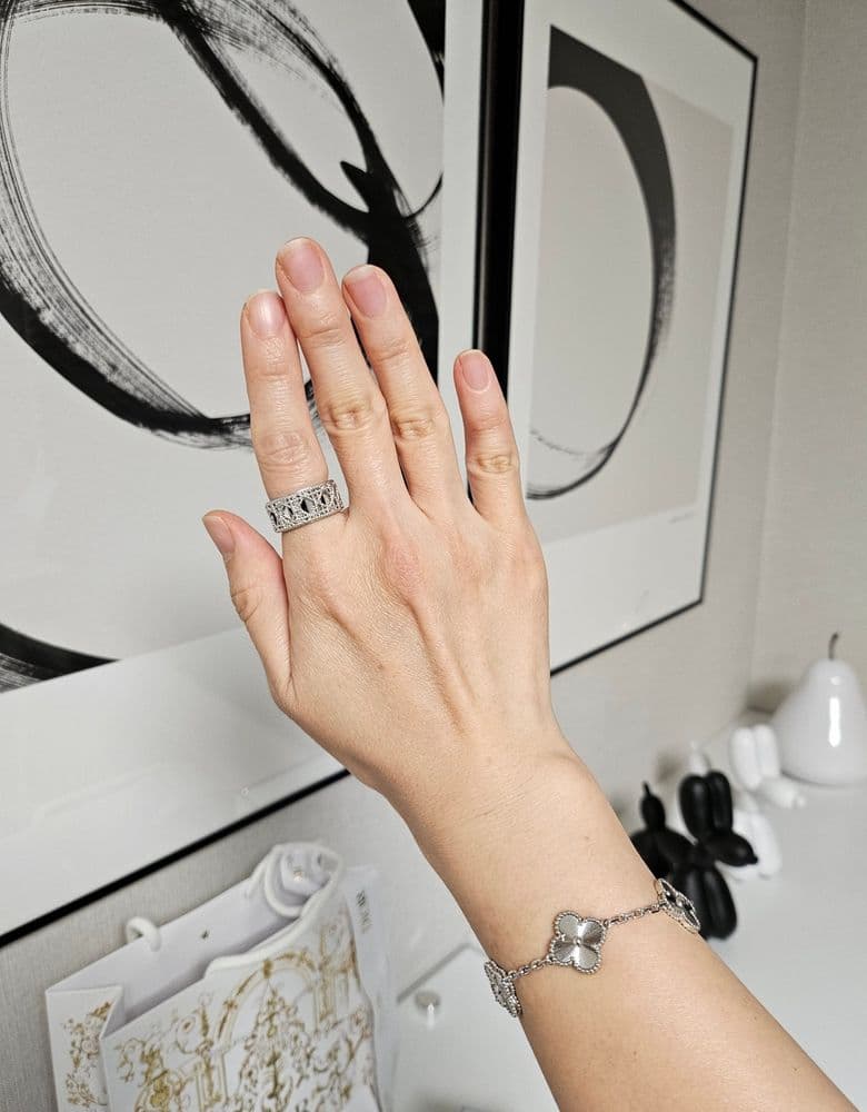 디올 마이디올 화이트 골드 링 (인상 전 구매)