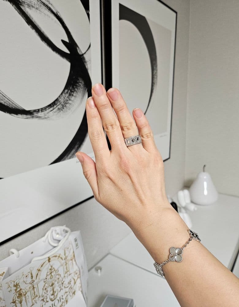 디올 마이디올 화이트 골드 링 (인상 전 구매)