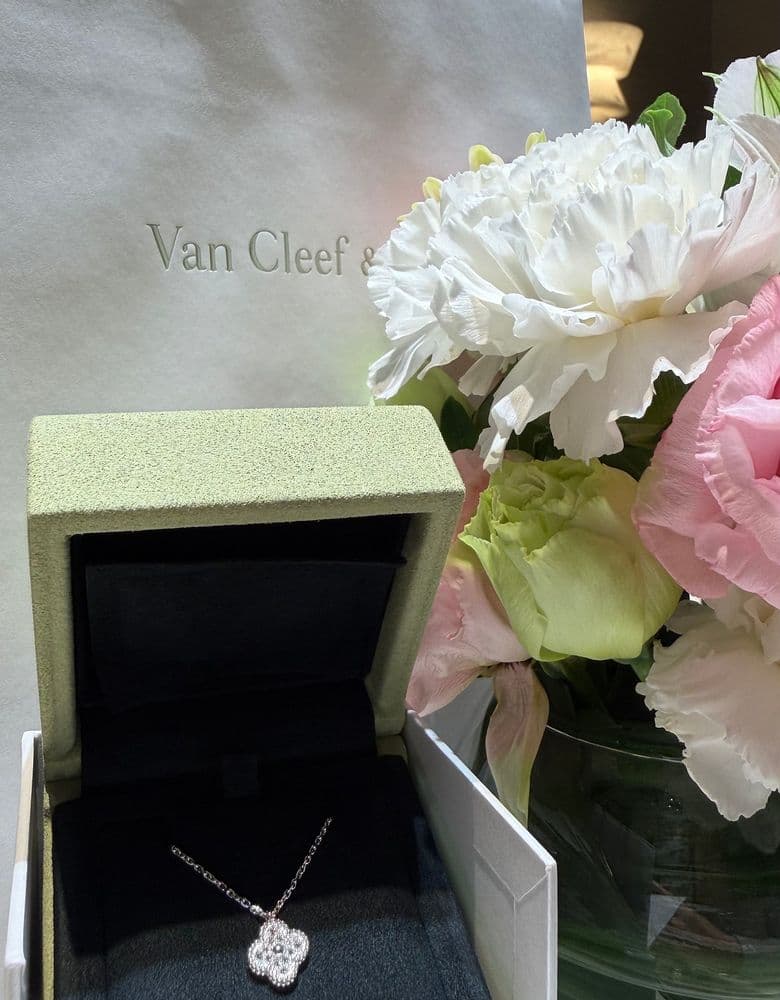 반클리프 스위트 알함브라 펜던트