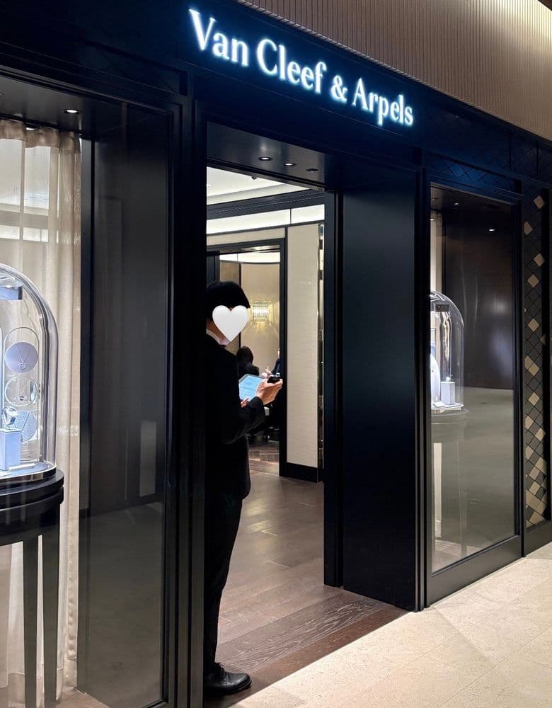 까르띠에 다무르 목걸이 + 반클리프 42cm 체인(단독구매) 레이어드