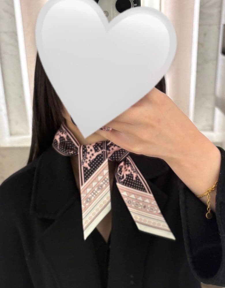 에르메스 Bandana 트윌리 로즈 컬러🩷 + 샤넬 턴락 플랫 핑크