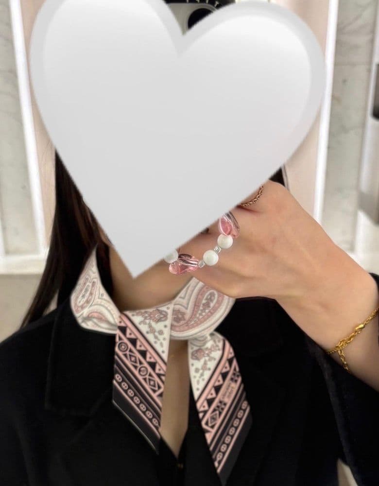 에르메스 Bandana 트윌리 로즈 컬러🩷 + 샤넬 턴락 플랫 핑크