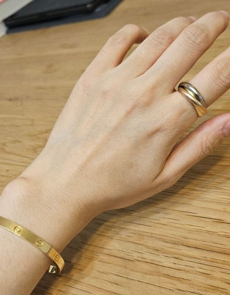 까르띠에 - 러브 팔찌 미듐 옐로골드 16사이즈 후기 (색상, 사이즈 비교 및 착샷)