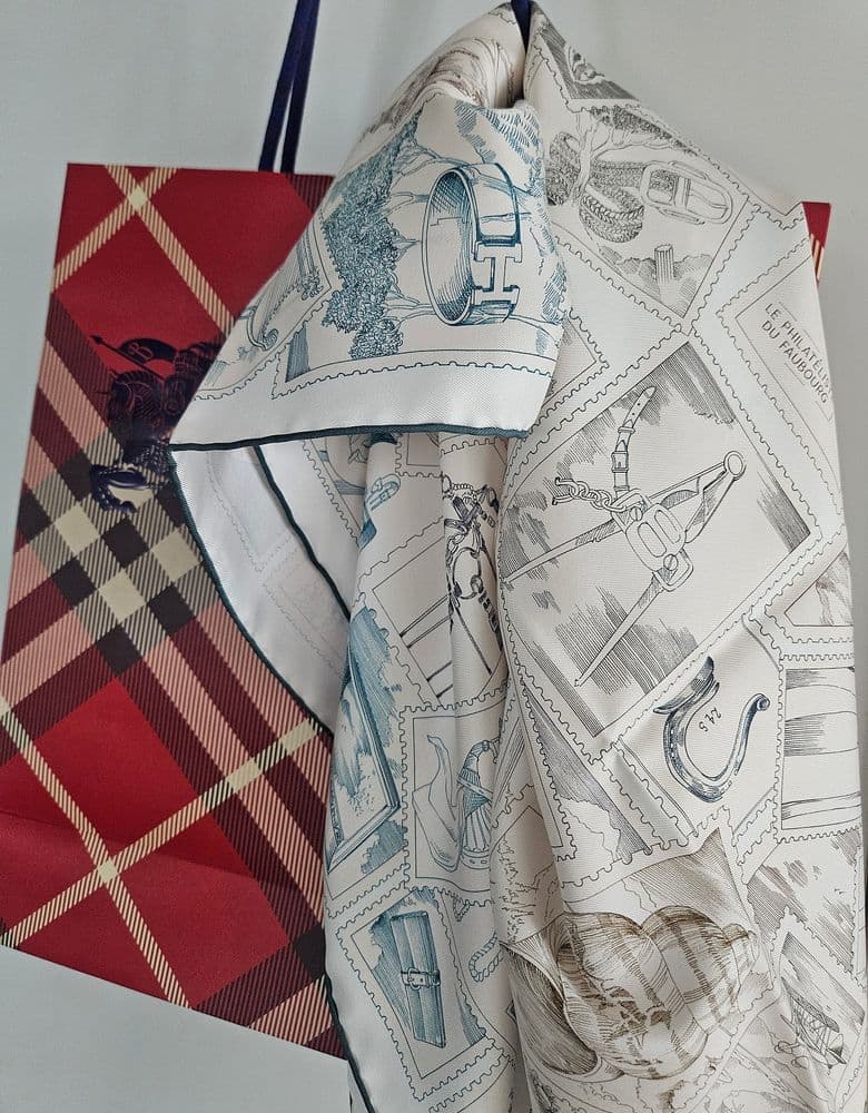 에르메스 우표 까레(feat. 디올 보자기)