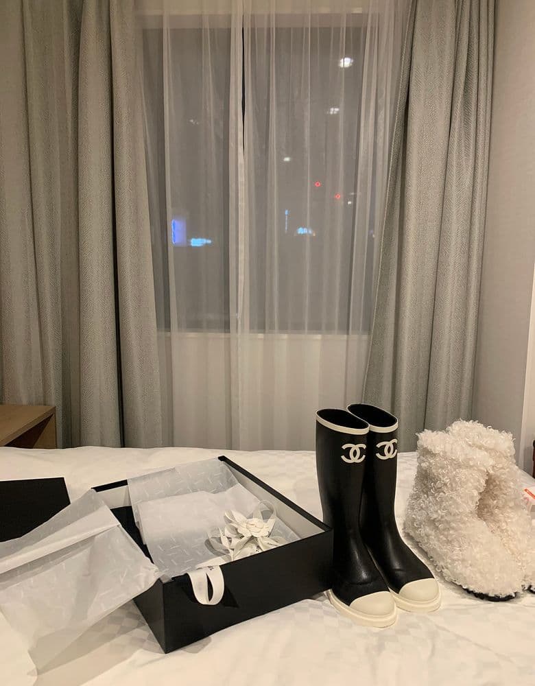 샤넬 레인부츠 2개째 후기