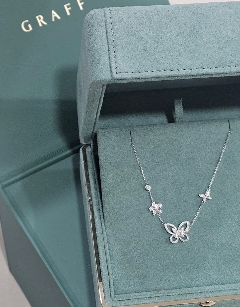 그라프 온라인 익스클루시브 실물