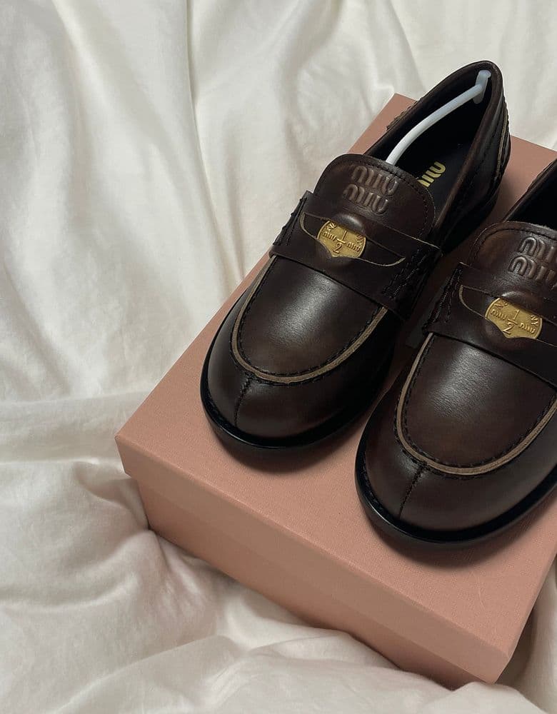 미우미우 페니로퍼