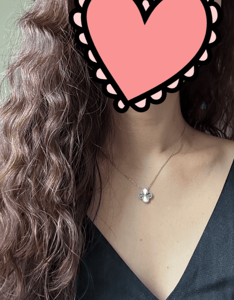 반클리프 기요셰 빈티지 네크리스 화이트 골드