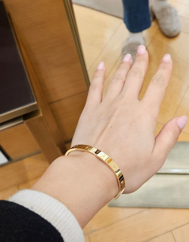 까르띠에 러브팔찌 클래식 옐골 18호