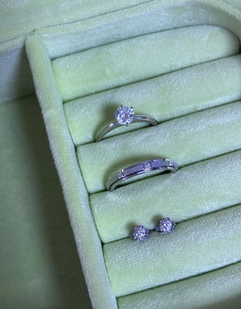 피아제 신상 데코팰리스 링