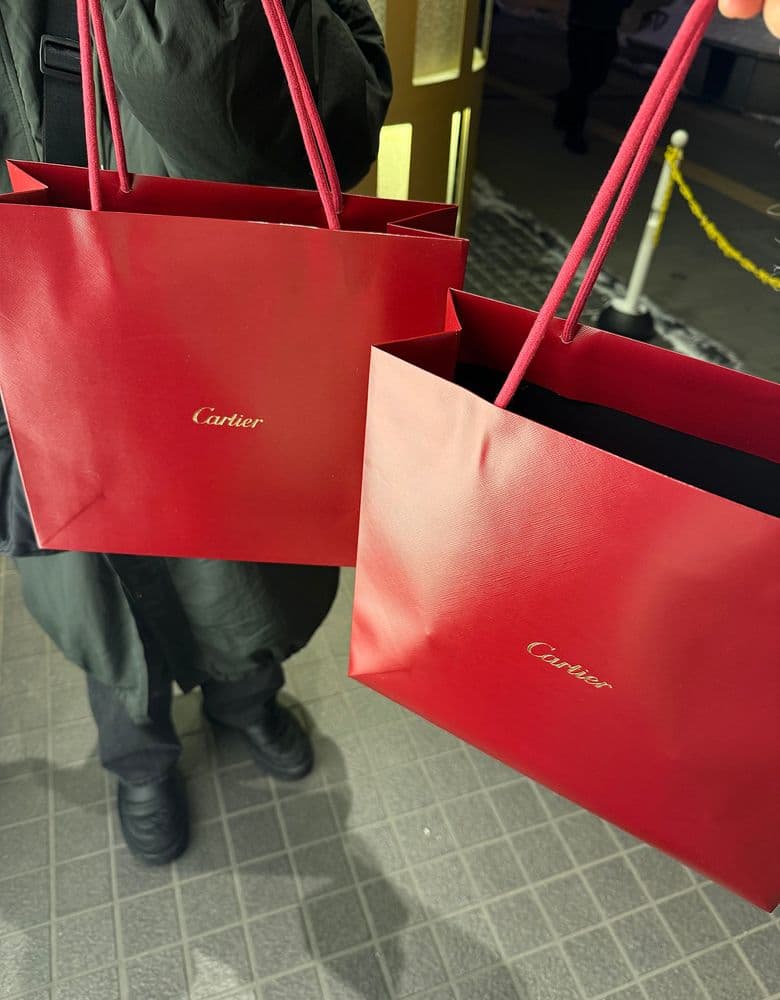 일본 삿포로 까르띠에 탱크머스트