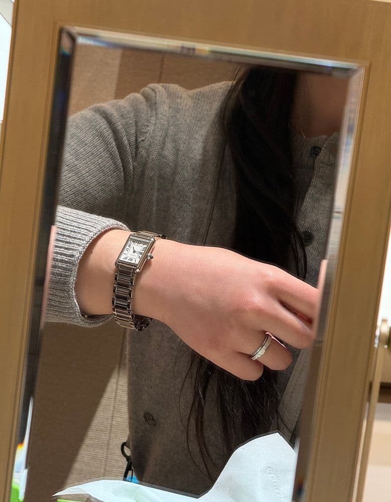 일본 삿포로 까르띠에 탱크머스트