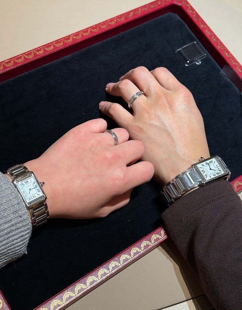 일본 삿포로 까르띠에 탱크머스트