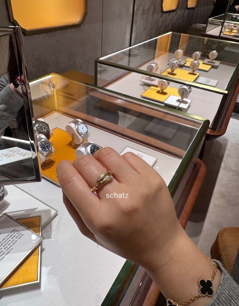 불가리 세르펜티 데미파베 반지