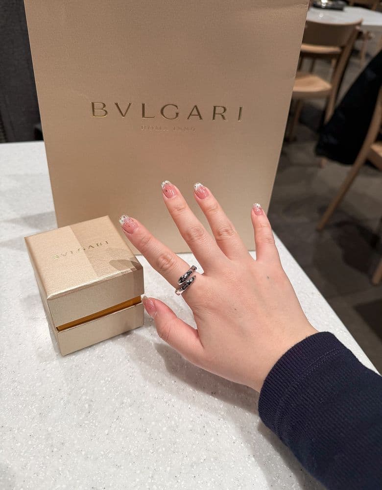 세르펜티 바이퍼링 화이트 골드